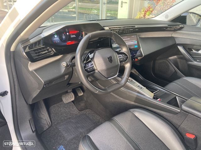 Peugeot 308 SW BlueHDi 130 EAT8 Allure Pack - 16