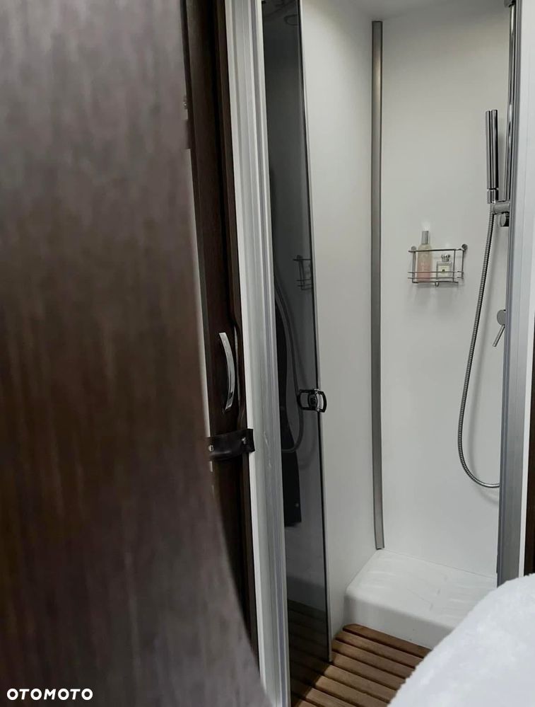 Ford Benimar Tessoro - 13