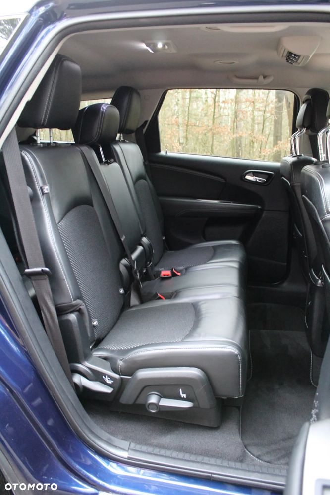 Dodge Journey - 16