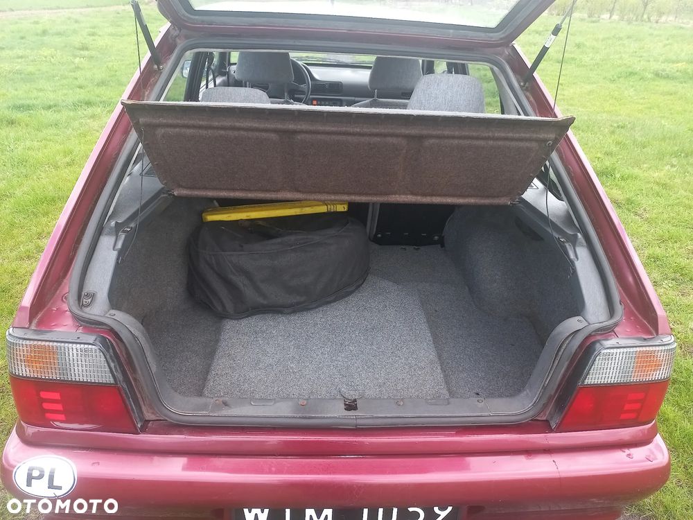 Polonez Caro - 15