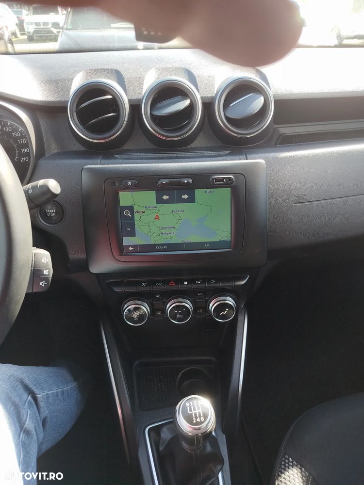 Dacia Duster TCe 150 GPF Prestige jante 17" - 12