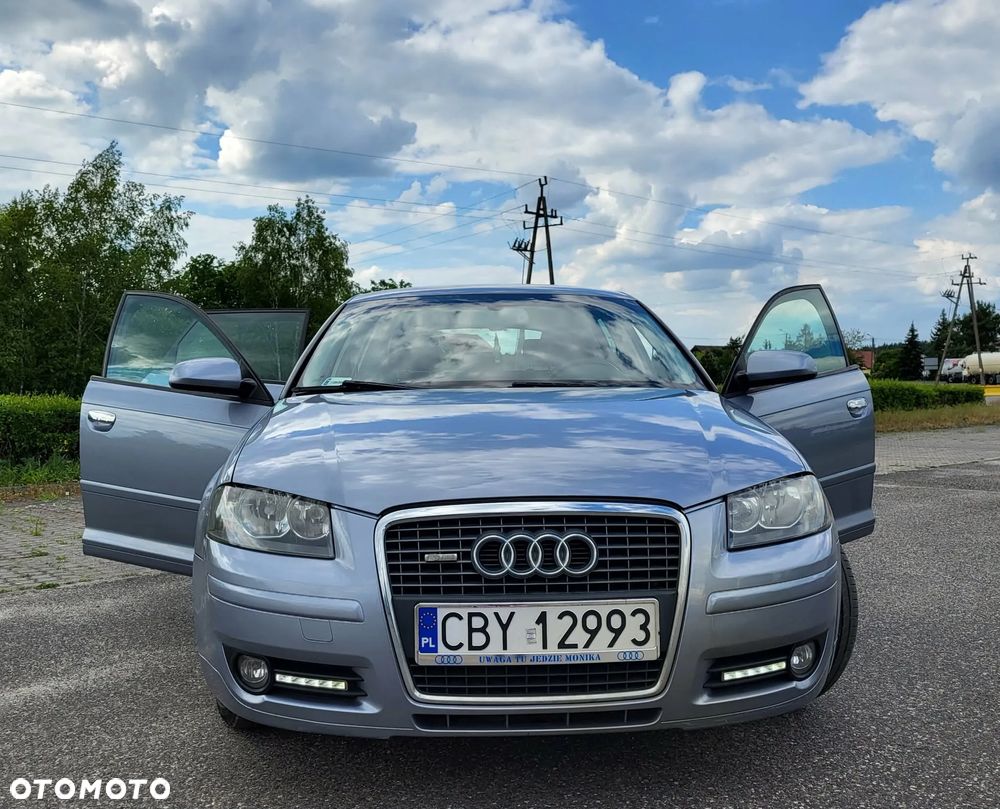 Audi A3 Sportback 2.0 TDI Ambiente S tronic - 4