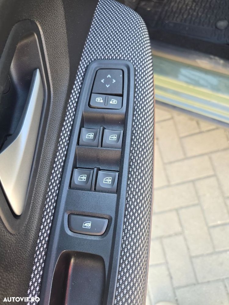 Dacia Sandero - 23