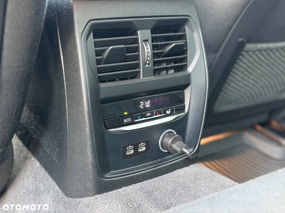 BMW Seria 3 320i Advantage - 18