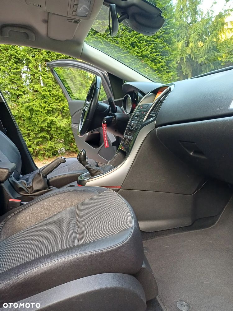 Opel Astra 1.6 CDTI Cosmo - 25