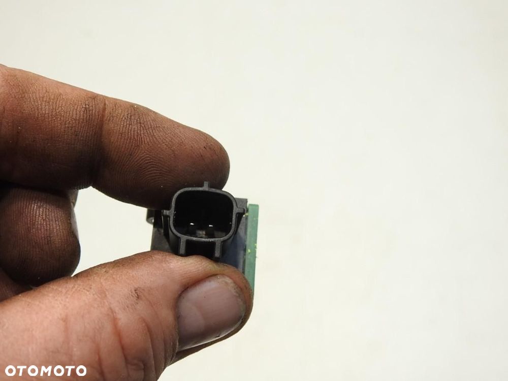 SENSOR UDERZENIOWY TYŁ VW PASSAT B6 LIFT KOMBI 5N0959351B - 4