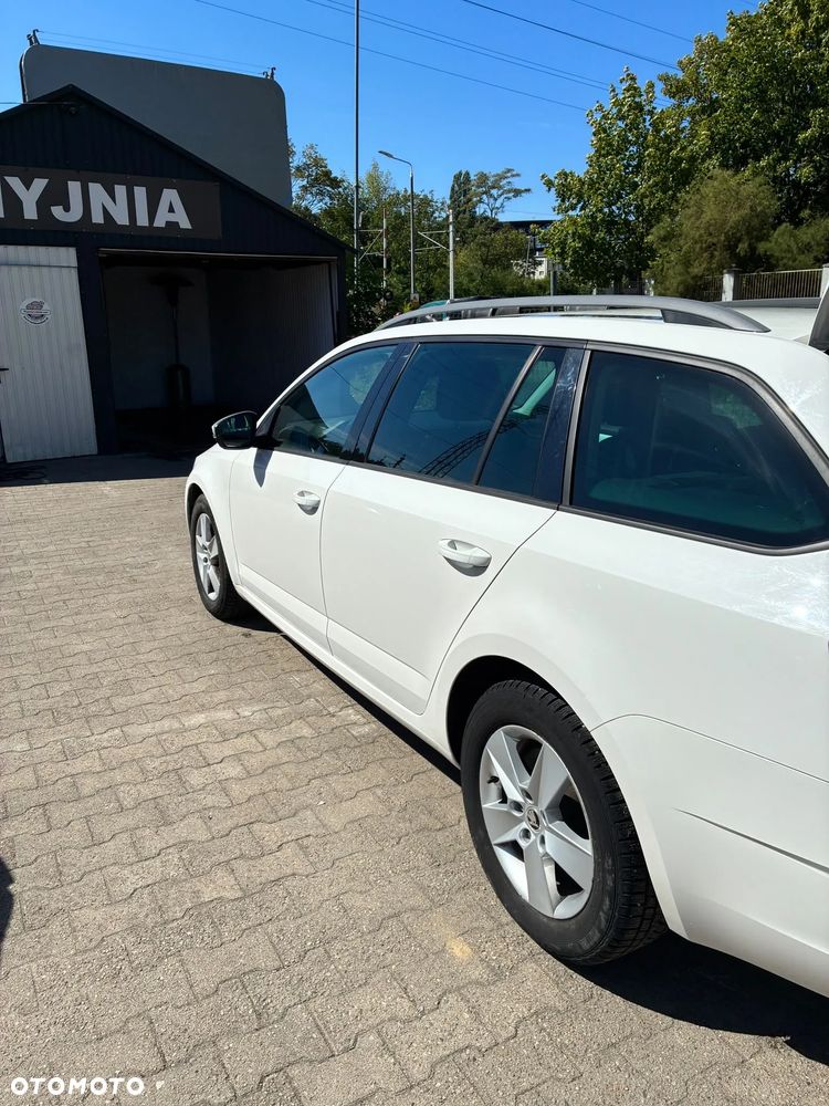Skoda Octavia 1.6 TDI Ambition - 9