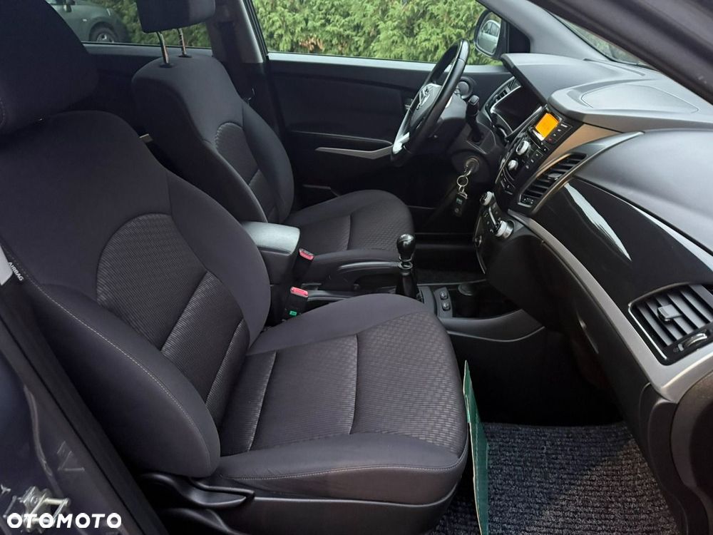 SsangYong/KGM Korando 2.0 Crystal - 8