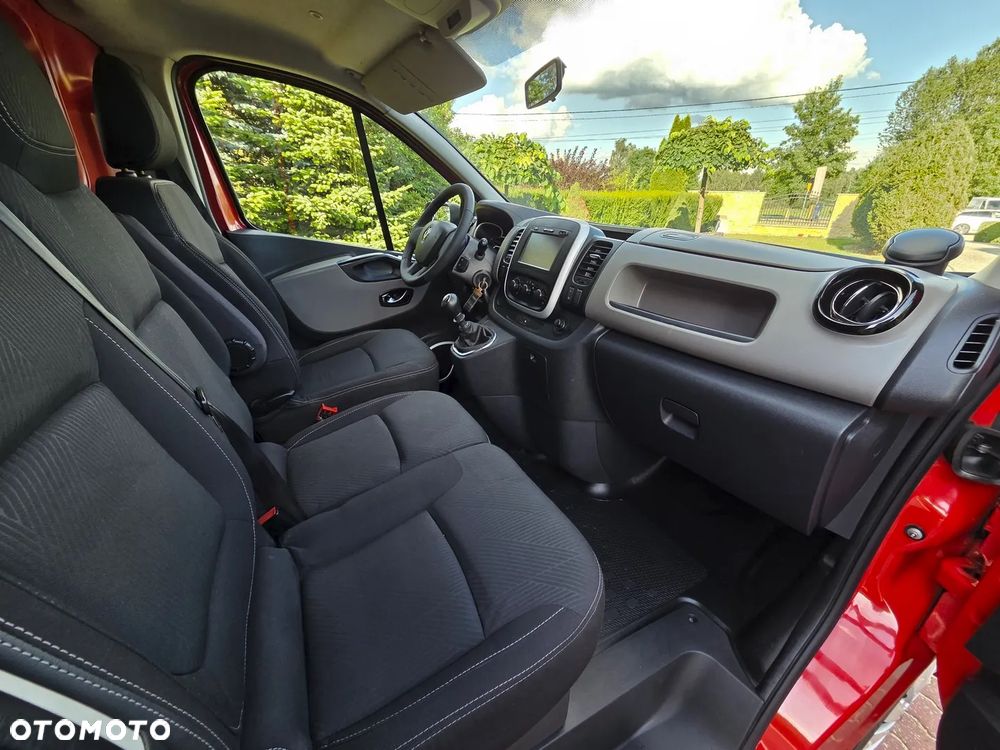 Renault Trafic - 22