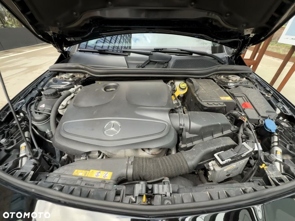 Mercedes-Benz CLA 250 4-Matic - 17