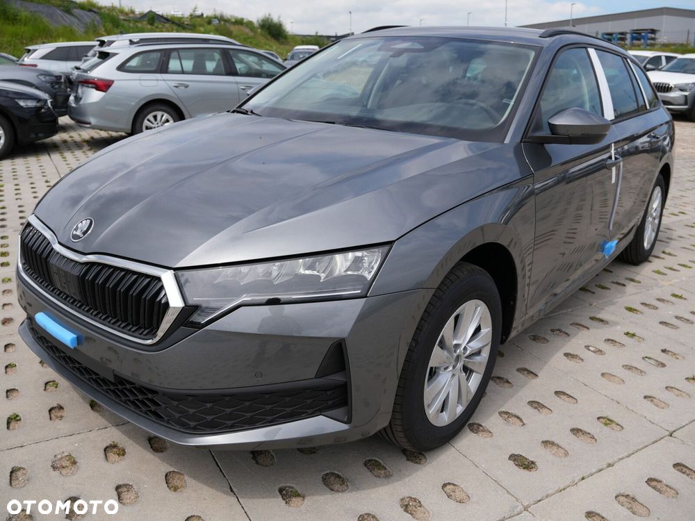Skoda Octavia 1.5 TSI mHEV Drive Essence DSG - 8