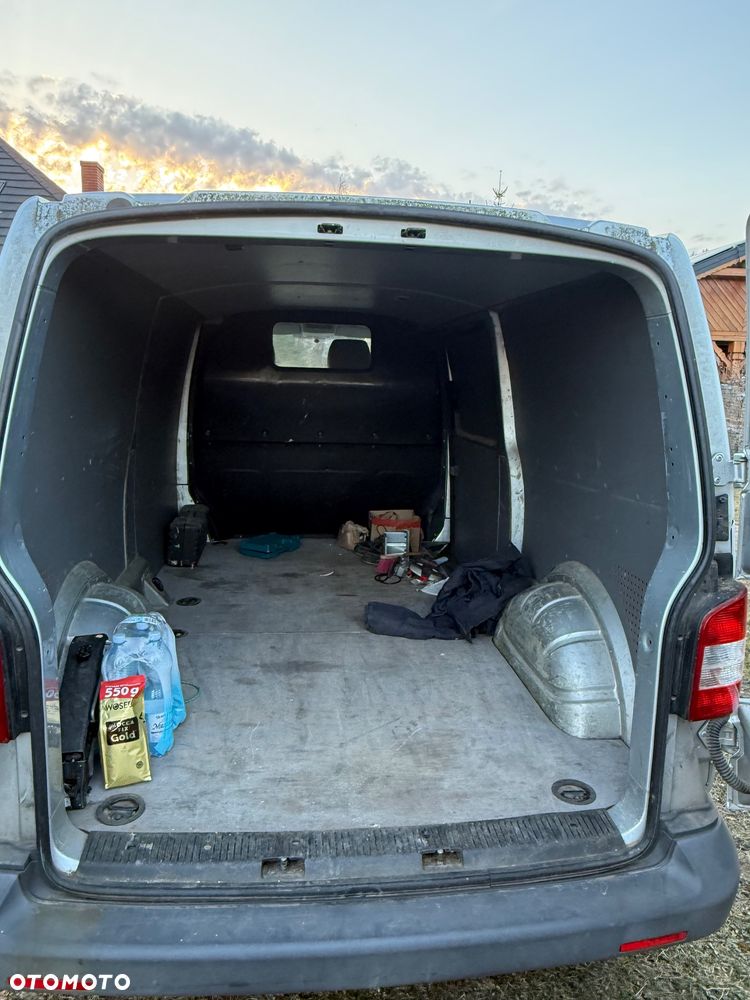 Volkswagen Transporter - 12