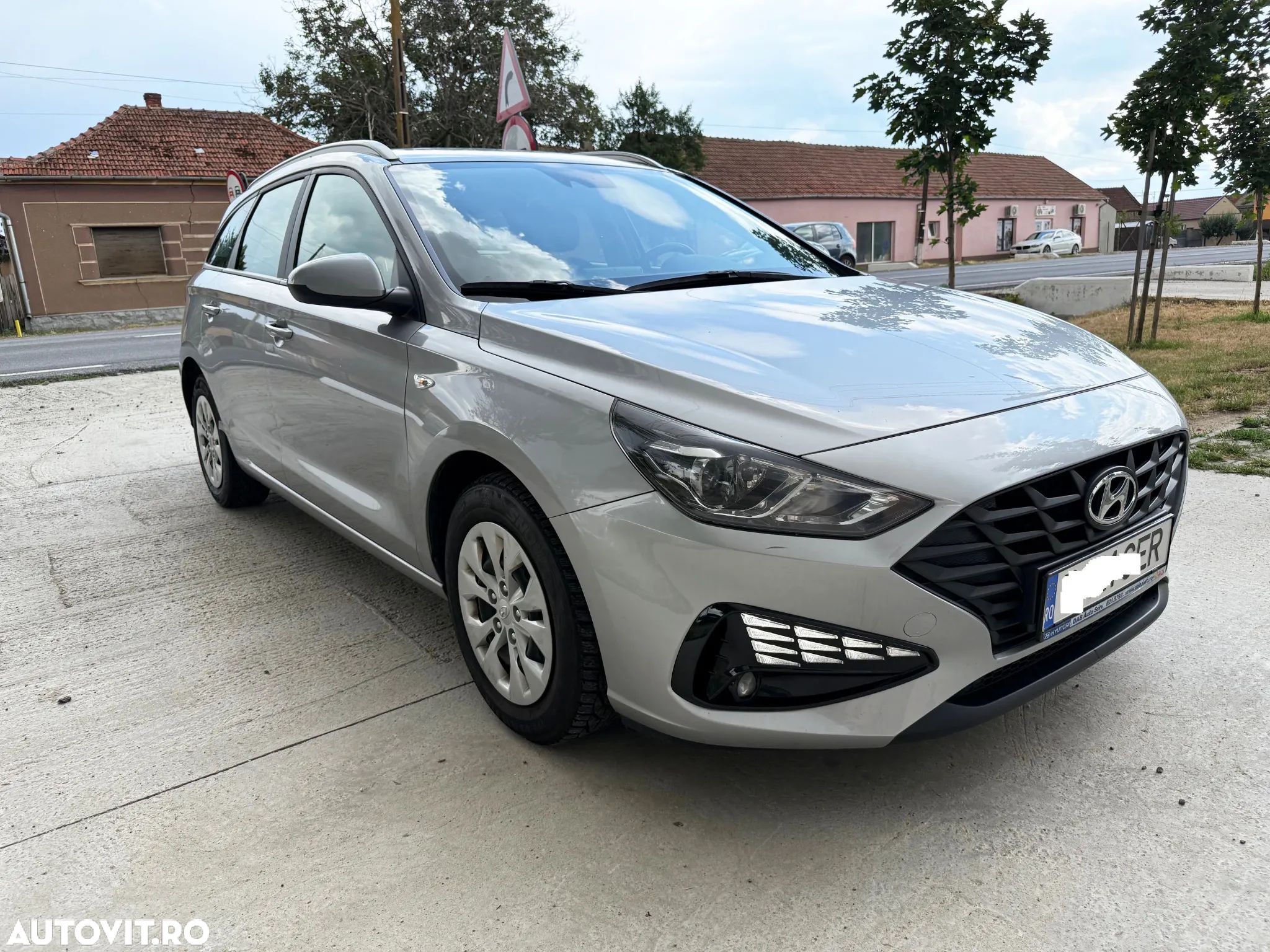 Hyundai i30 Wagon 1.5 110CP M/T Highway - 1