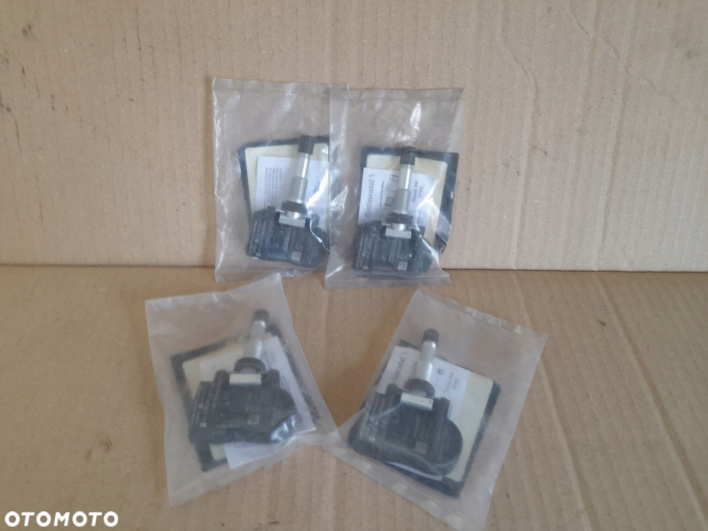 Czujniki ciśnienia TPMS Citroen / Peugeot / Mitsubishi Continental 4250C477 - 1