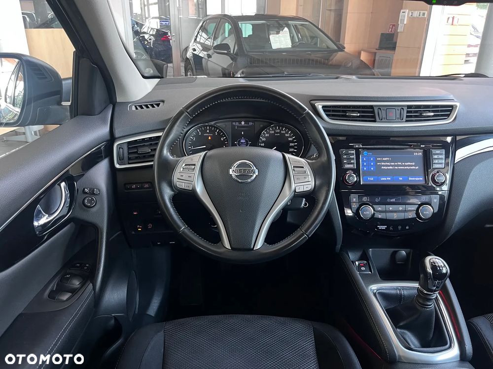 Nissan Qashqai 1.2 DIG-T N-Connecta EU6 - 15