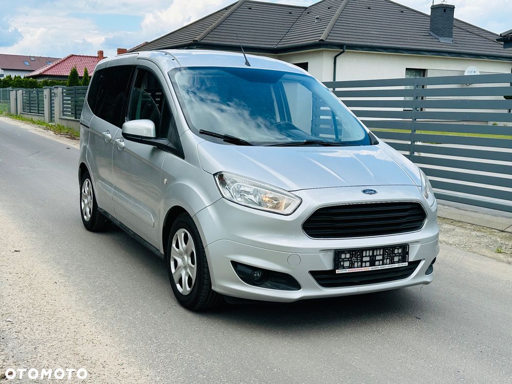 Ford Tourneo Courier - 25
