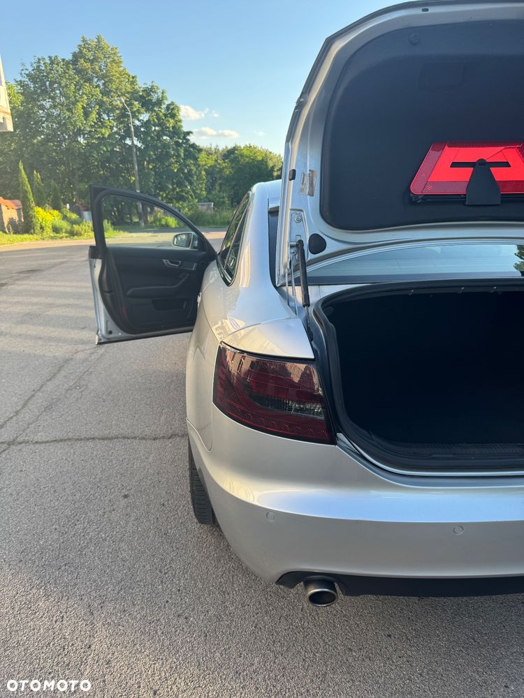 Audi A6 Limousine 2.4 - 11