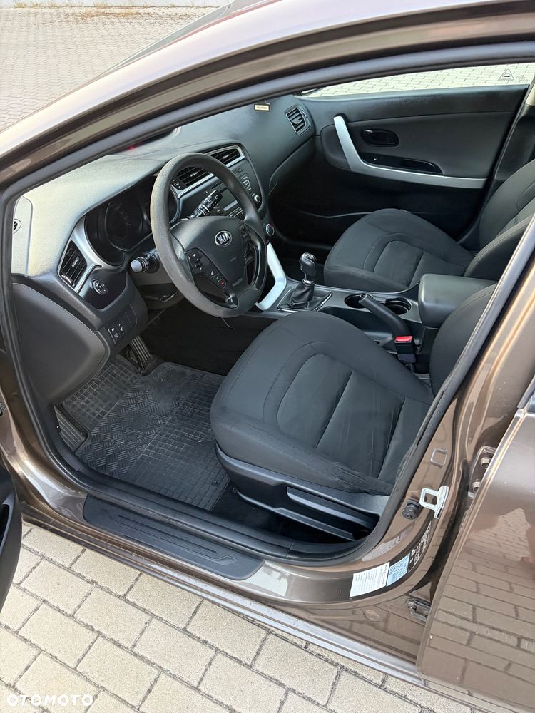 Kia Ceed 1.4 CRDi M - 9