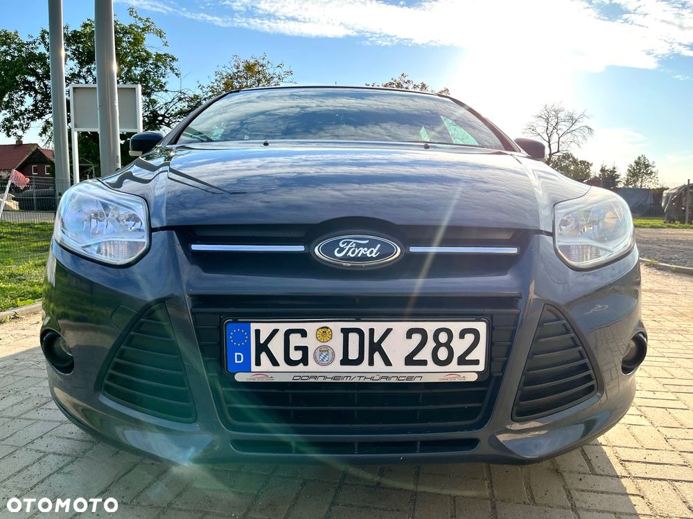 Ford Focus 1.6 TI-VCT Champions Edition - 8