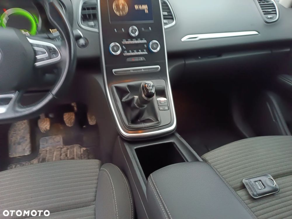 Renault Scenic 1.5 dCi Limited - 18