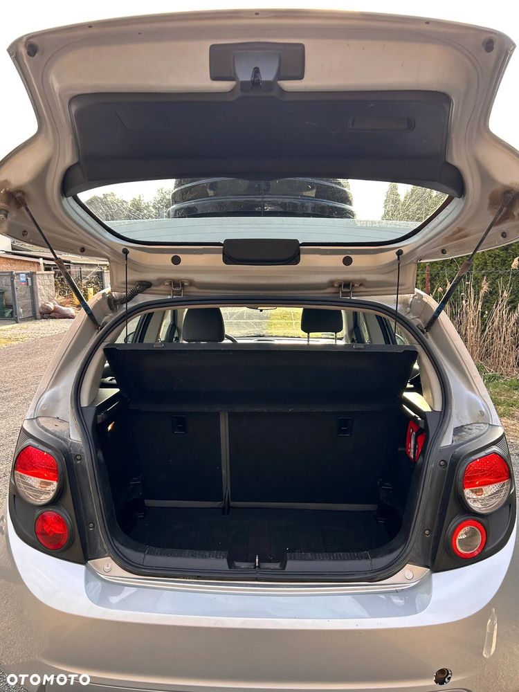 Chevrolet Aveo - 6