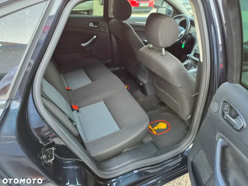 Ford Mondeo 2.0 TDCi Titanium - 18
