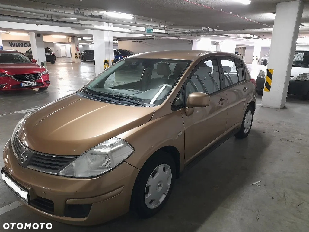 Nissan Tiida 1.8 Tekna - 3