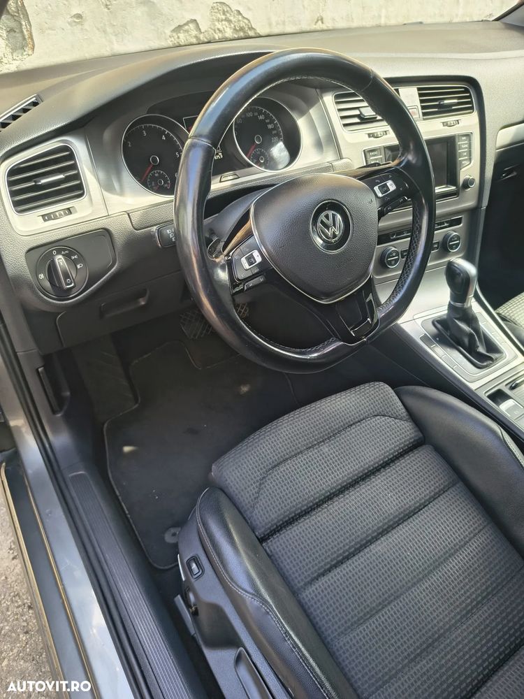 Volkswagen Golf 1.6 TDI DSG BMT Comfortline - 11