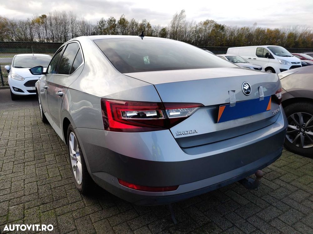 Skoda Superb 1.5 TSI DSG Ambition - 3