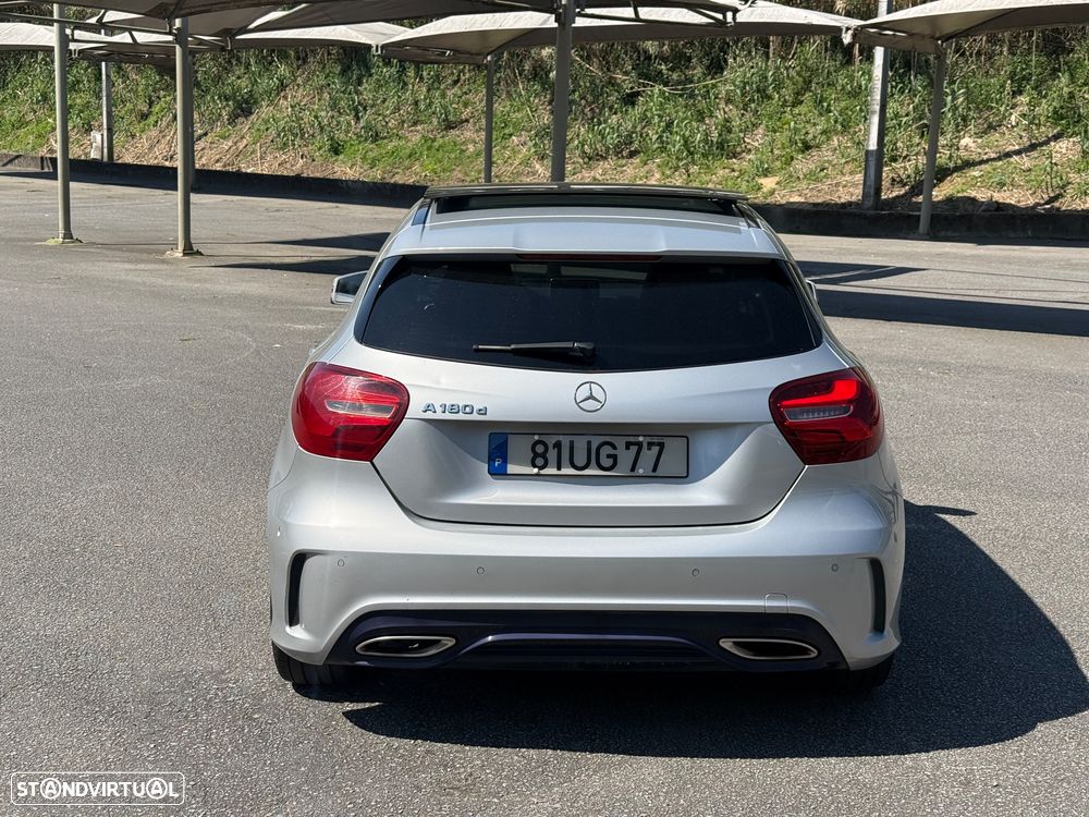 Mercedes-Benz A 180 d AMG Line - 7