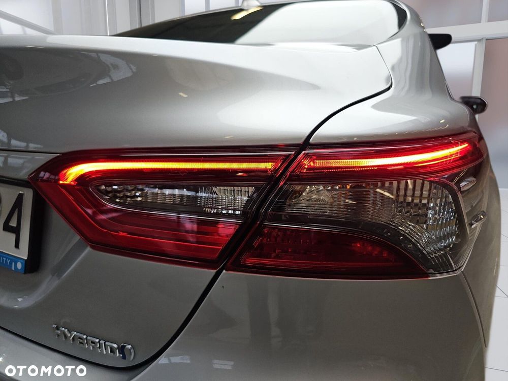 Toyota Camry 2.5 Hybrid Prestige CVT - 33