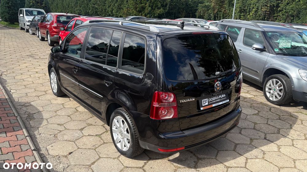 Volkswagen Touran 1.4 TSI DSG Highline - 8