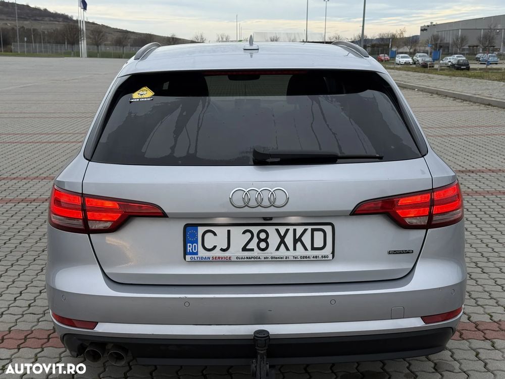 Audi A4 Avant 2.0 TDI S tronic quattro design - 2