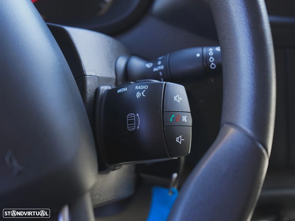 Renault RENAULT MASTER III  2.3 DCI 180 - 13