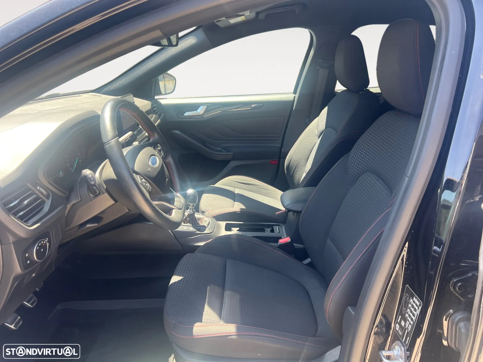 Ford Focus SW 1.0 EcoBoost MHEV ST-Line X - 10