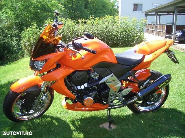 Kawasaki Z 1000R - 2
