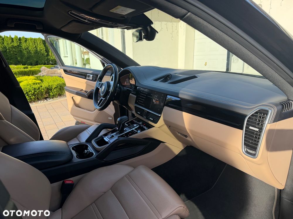 Porsche Cayenne E-Hybrid Tiptronic S Platinum Edition - 29