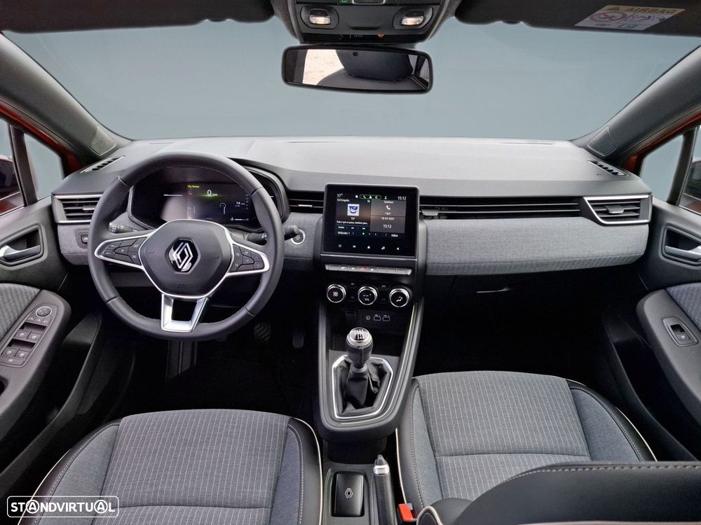 Renault Clio 1.0 TCe Techno — fotografia 12