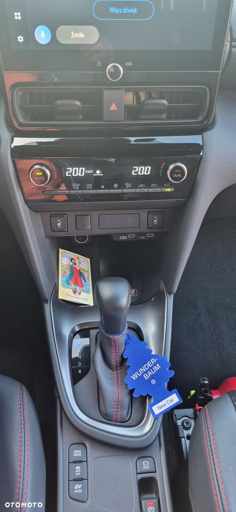 Toyota Yaris Cross - 13