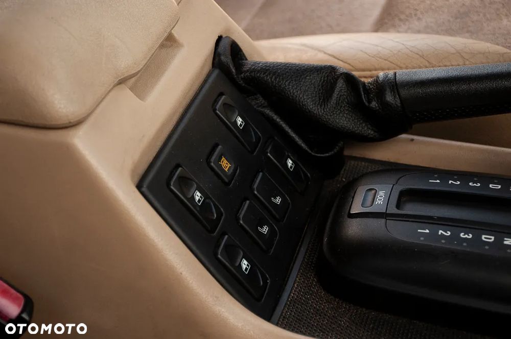 Land Rover Discovery - 31