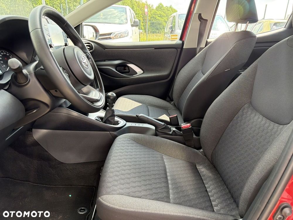 Toyota Yaris - 11