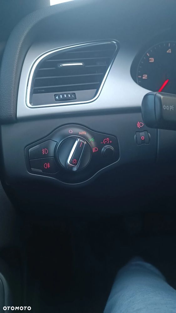 Audi A4 Avant 2.0 TDI - 15