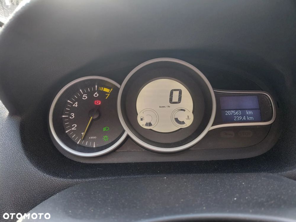 Renault Megane 1.6 16V Dynamique - 8