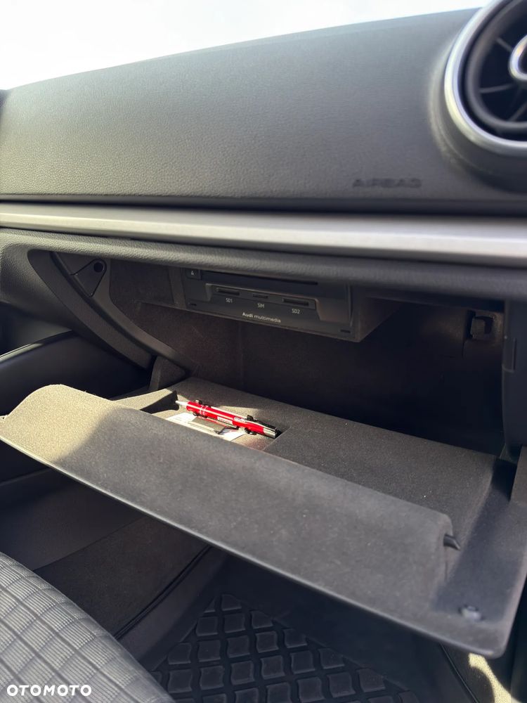 Audi A3 Sportback 2.0 TDI Ambiente - 20