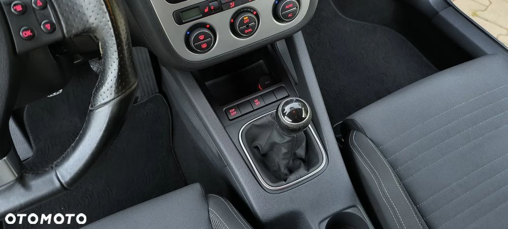 Volkswagen Scirocco 2.0 TDI Blue Motion Technologie - 7