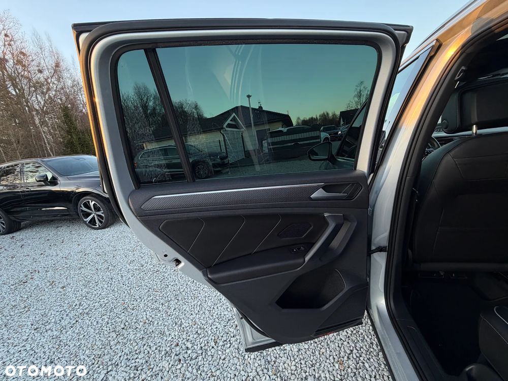 Volkswagen Tiguan - 29