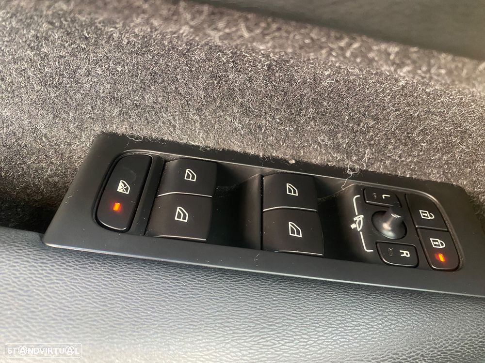 Volvo XC 40 - 26