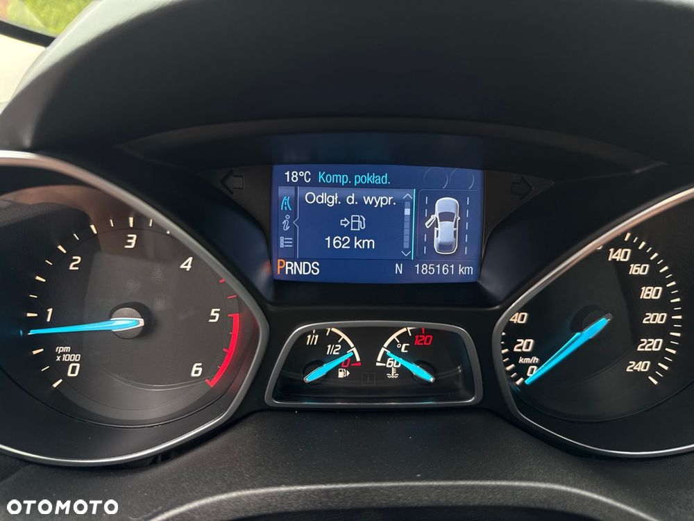 Ford Kuga 2.0 TDCi 4x4 Titanium - 23