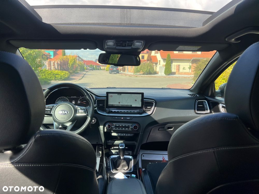 Kia Ceed 1.5 T-GDI GT-Line - 21