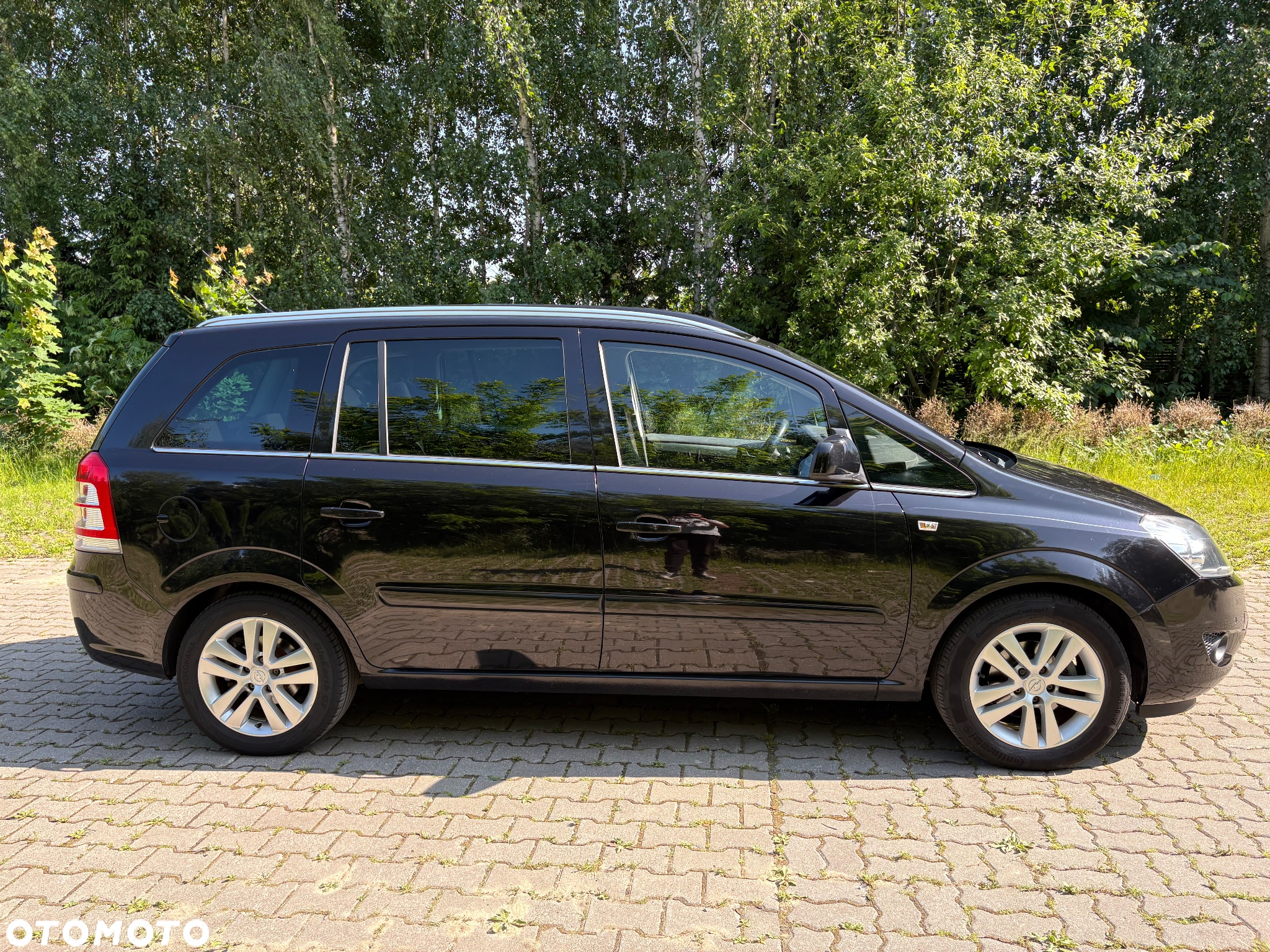 Opel Zafira 1.8 Design Edition - 38